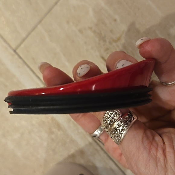 Starbuck's RARE and Limited Edition 2015 12 Ounce Lips XOXO Ceramic Travel Mug - Picture 10 of 12